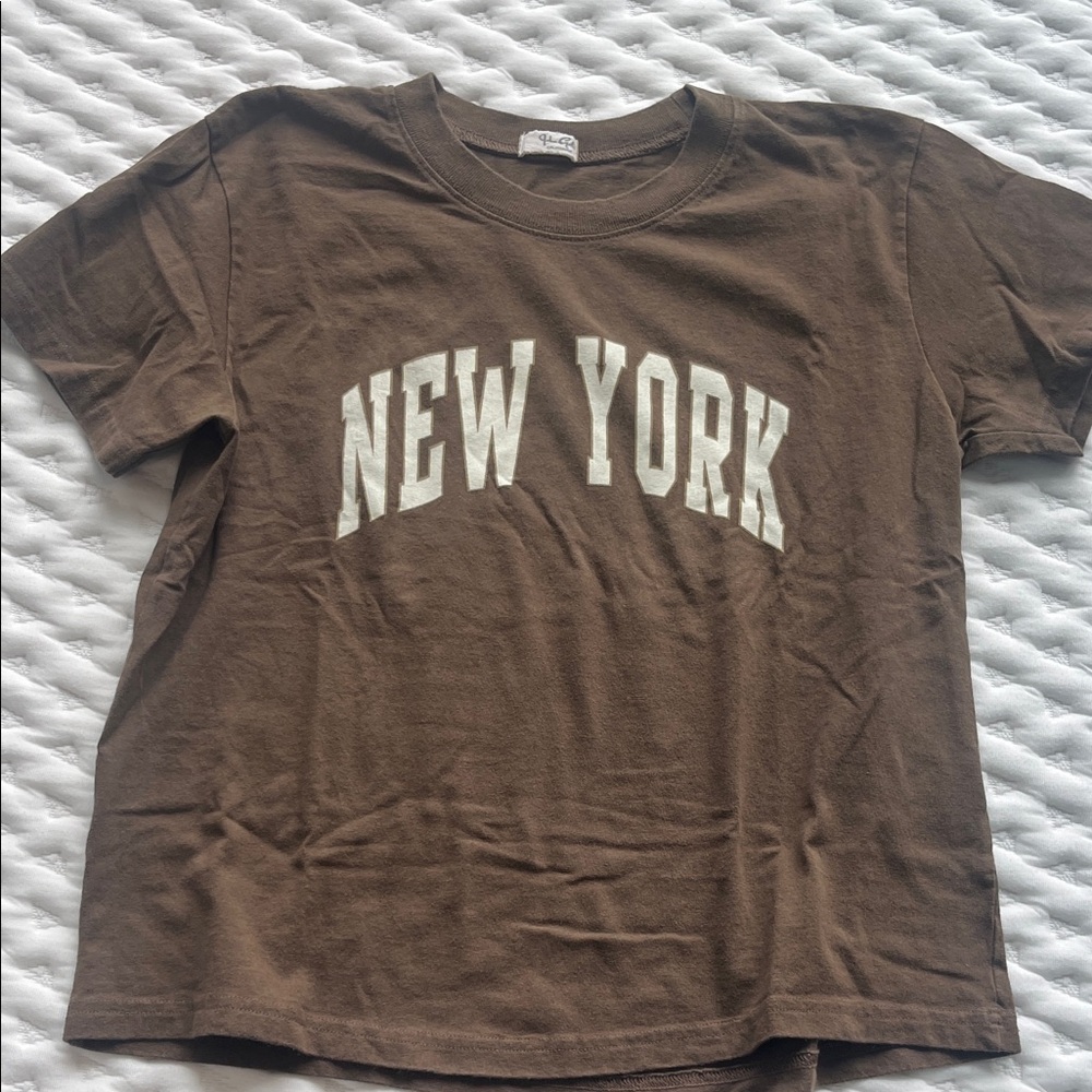 Brandy Melville graphic t shirt